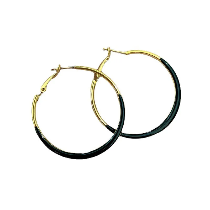 just-lil-things-black-hoop-earrings-jlt11270