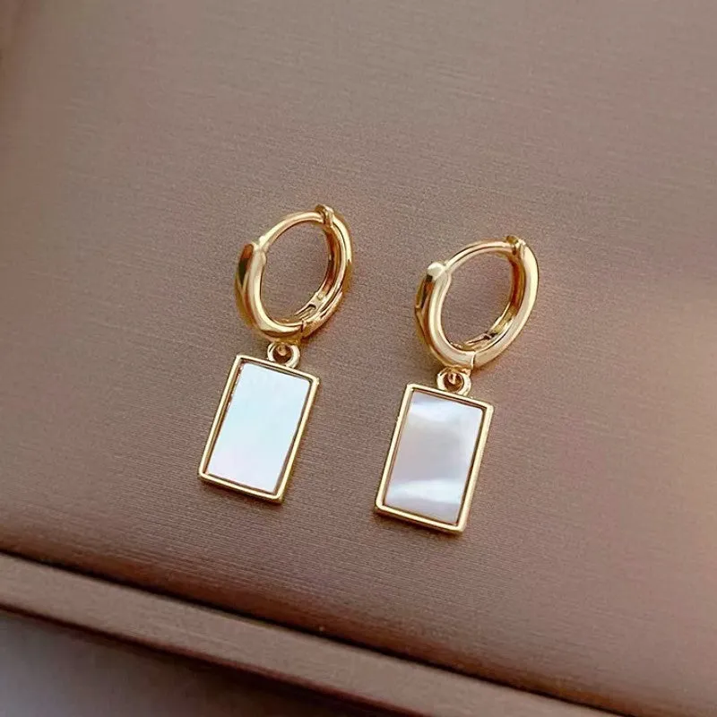 just-lil-things-gold-hoop-earrings-jlt12022