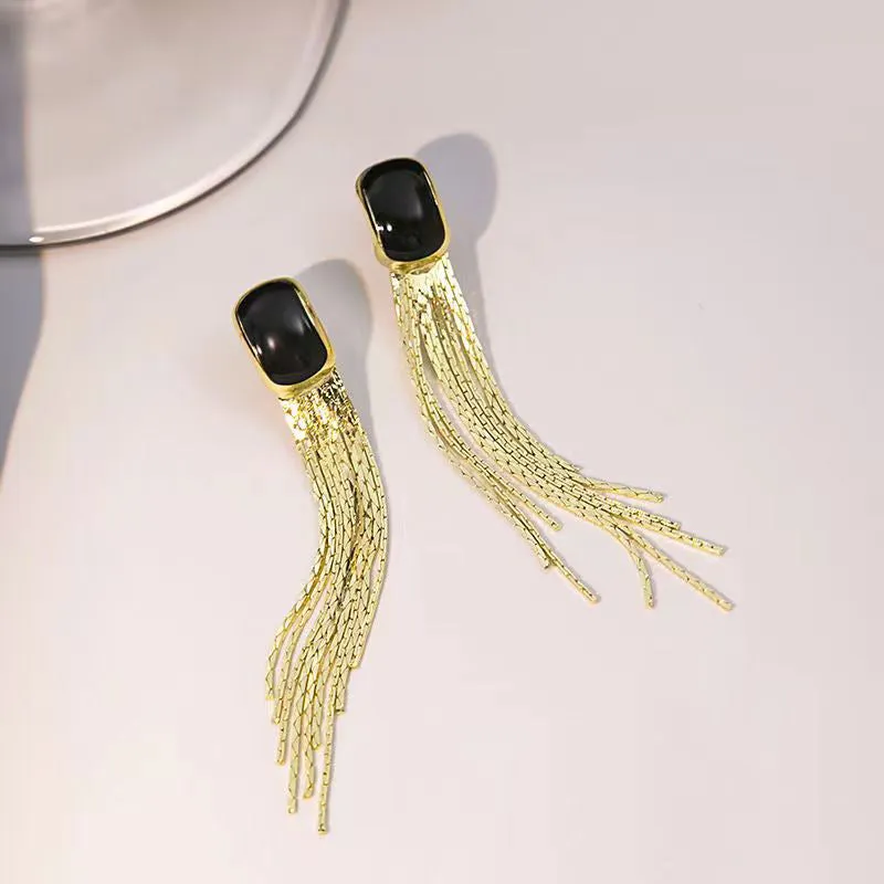 just-lil-things-gold-pin-earrings-jlt12055